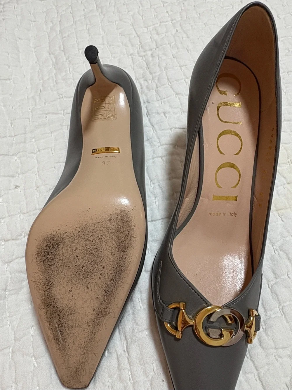 Gucci Gray Leather Pointed-Toe Pumps with Gold Horsebit Accent